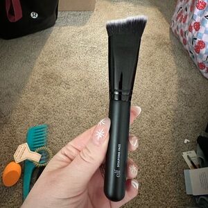 ELF Black Sculpting Face Brush